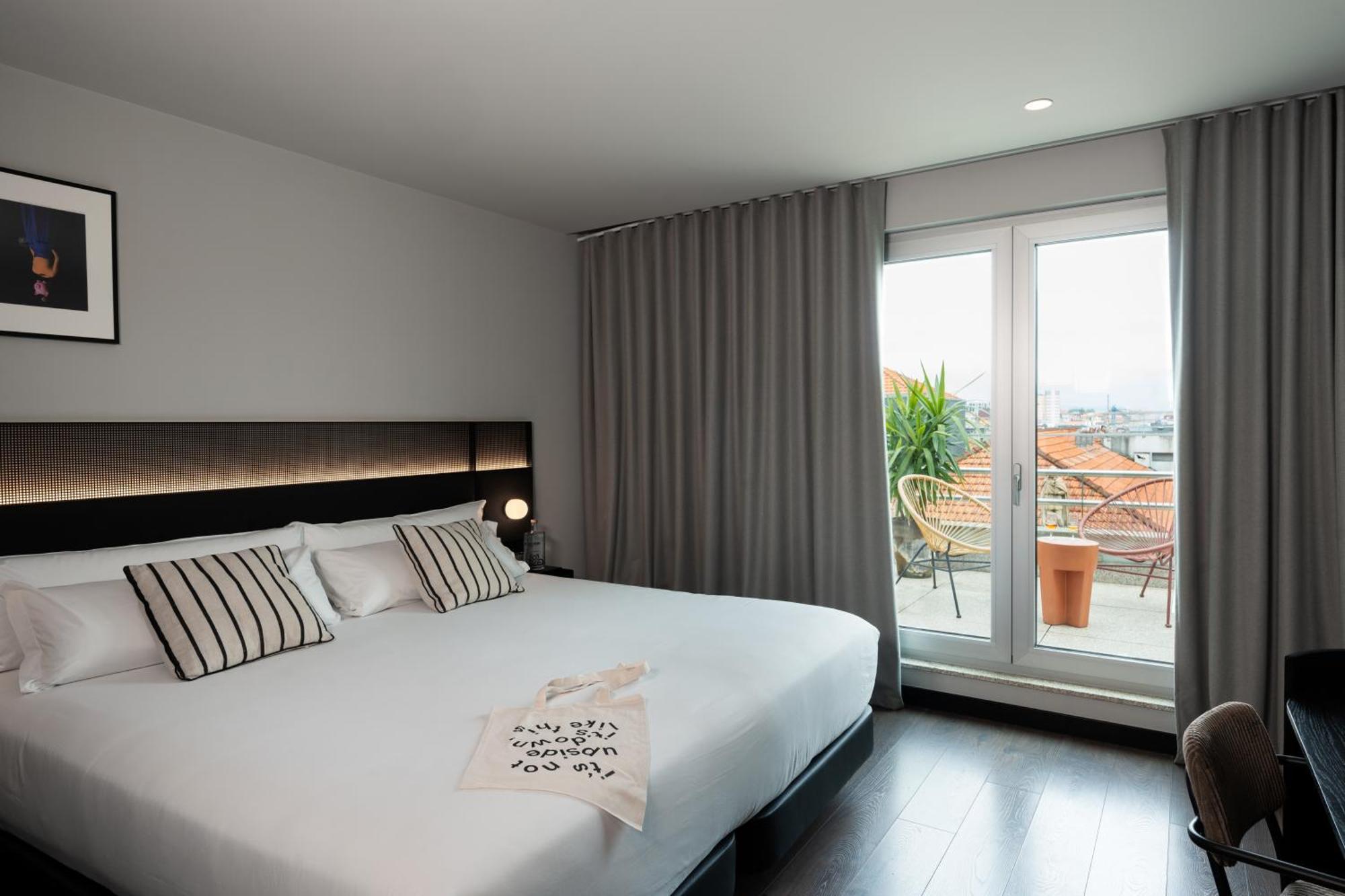 Deluxe Room City View With Terrace,1558430605:JPEG
